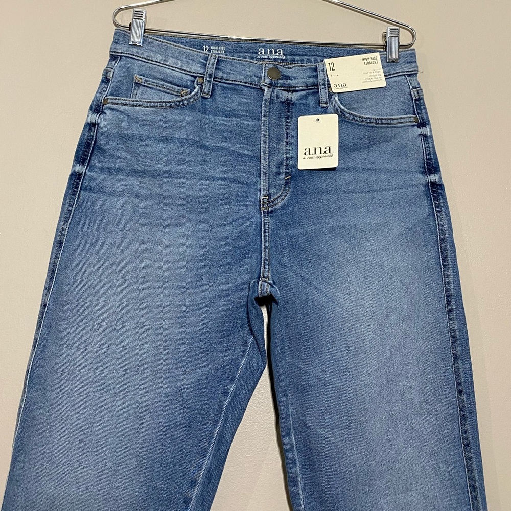 A.N.A || Woman’s high Rise straight leg stretch capris blue jeans size 12 - Picture 3 of 7